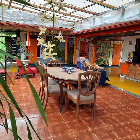 Hostal La Pijarana Σαλέντο Εξωτερικό φωτογραφία