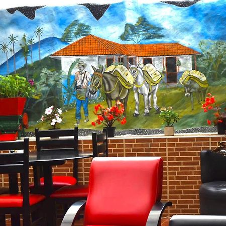 Hostal La Pijarana Σαλέντο Εξωτερικό φωτογραφία