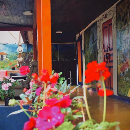 Hostal La Pijarana Σαλέντο Εξωτερικό φωτογραφία