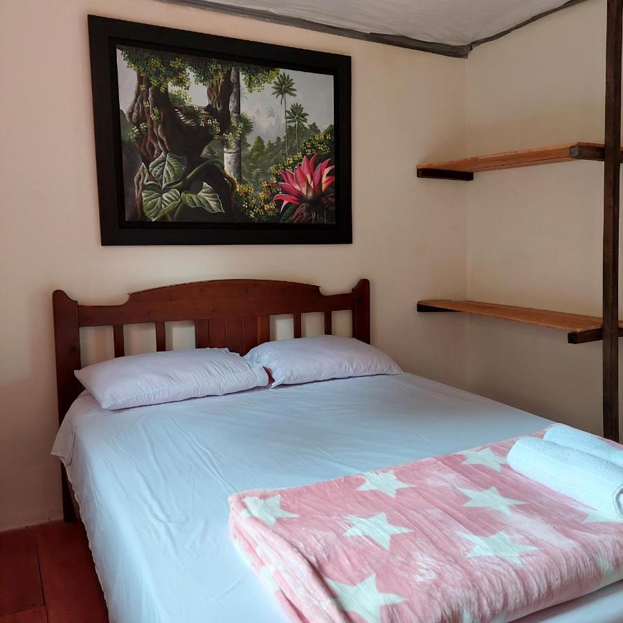 Hostal La Pijarana Σαλέντο Εξωτερικό φωτογραφία