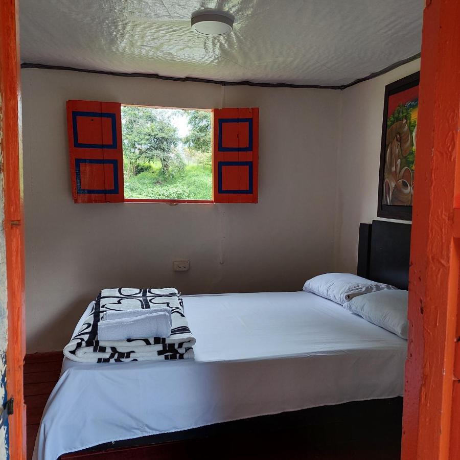 Hostal La Pijarana Σαλέντο Εξωτερικό φωτογραφία