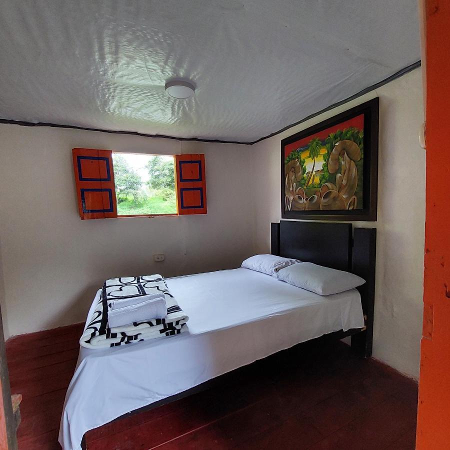 Hostal La Pijarana Σαλέντο Εξωτερικό φωτογραφία